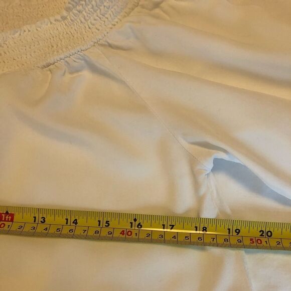 𝅺harlow Lace up off shoulder blouse - Picture 9 of 10